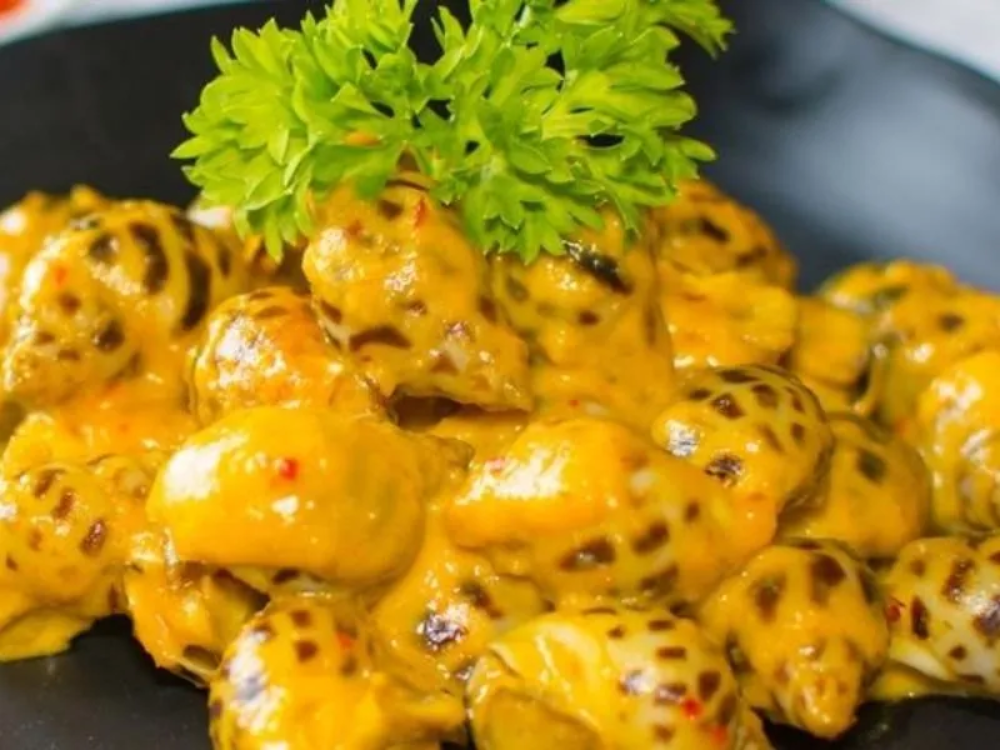 Ốc hương sốt hoàng kim