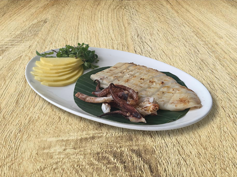 Mực một nắng nướng mọi