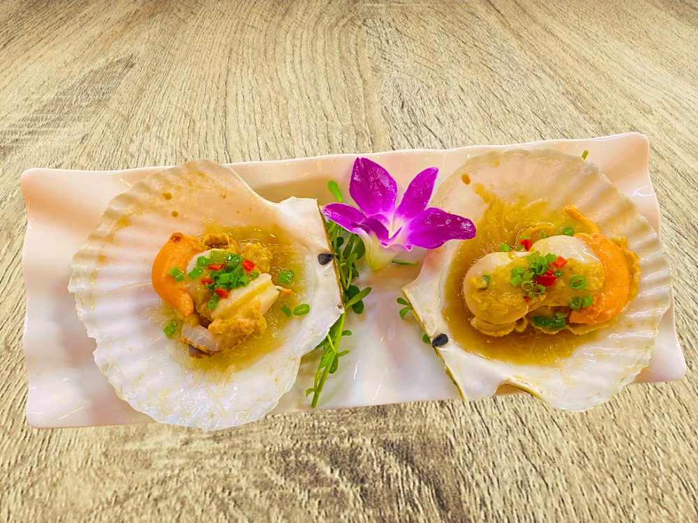 Sò điệp Nhật hấp tỏi uyên ương