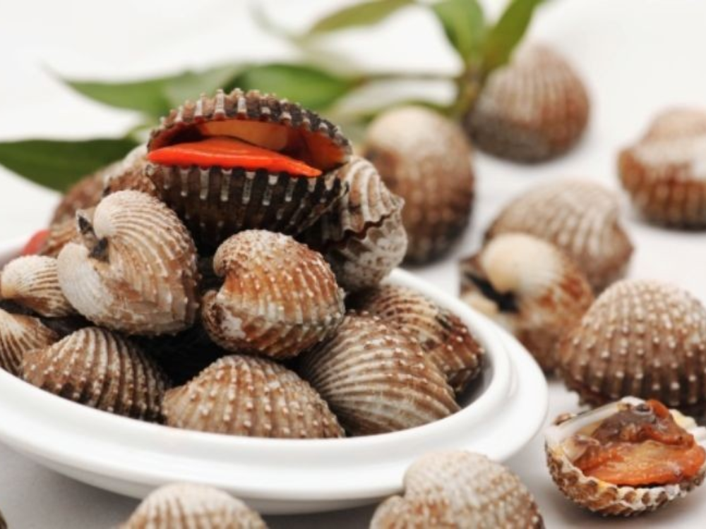 Sò huyết cồ hấp tái