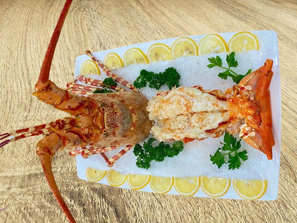 Tôm Hùm nướng dầu ô liu