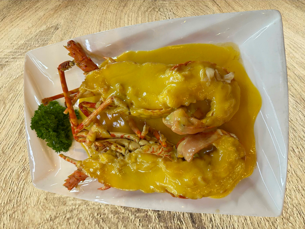 Tôm Hùm sốt bơ tỏi