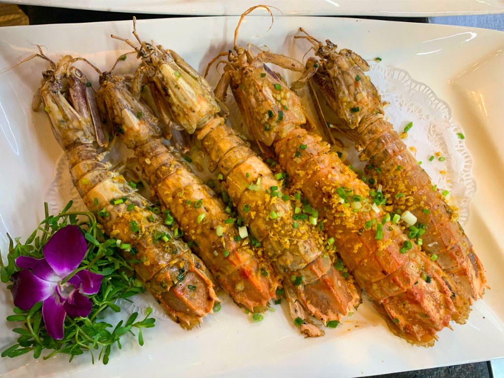 Tôm tít cháy tỏi